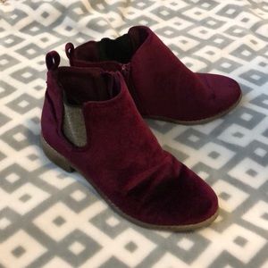 Kids purple booties